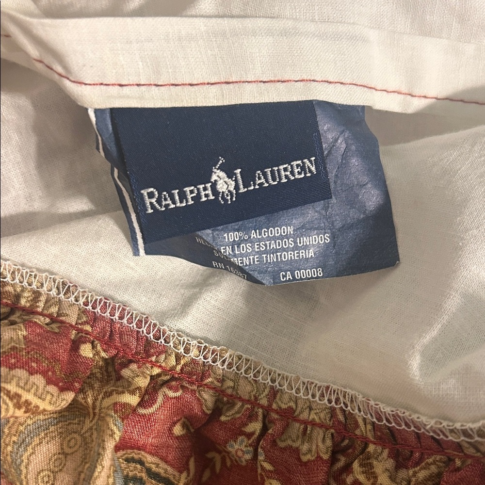 RALPH LAUREN Vintage 

Jardiniere King Bedskirt.